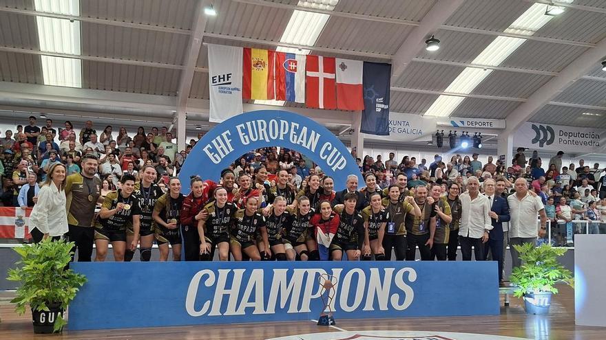 El Mecalia Guardés levanta su primer título europeo