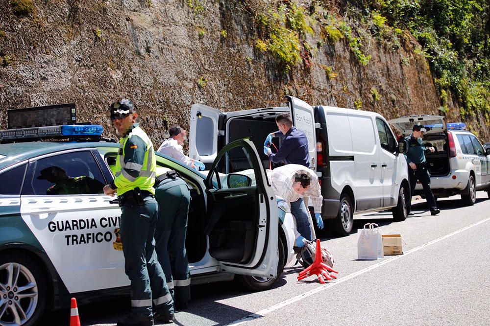 Muere un ciclista en la Senda del Oso al ceder una barandilla