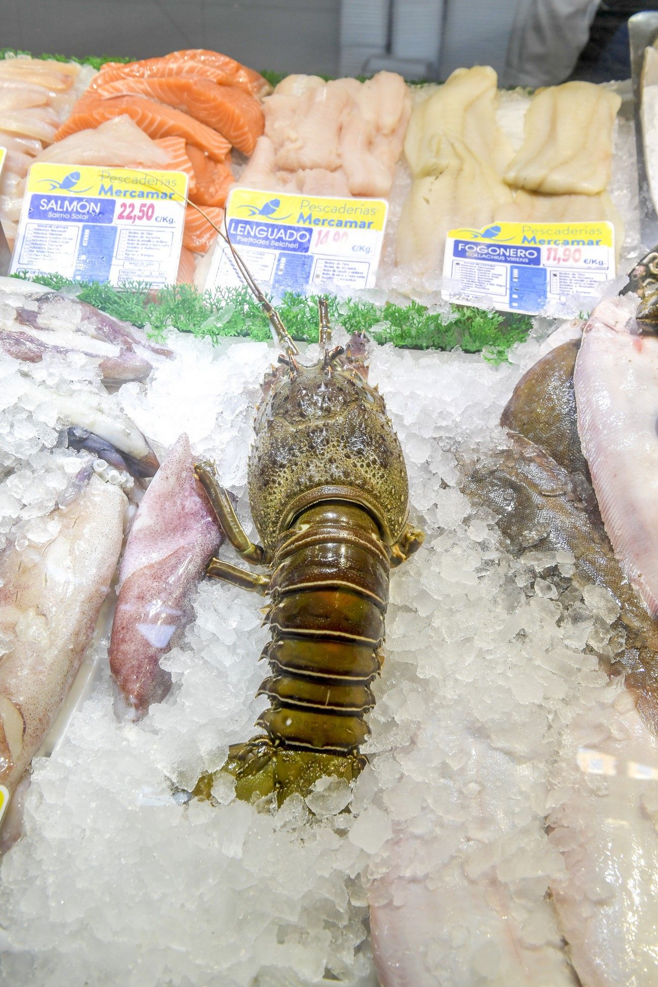 Compras para la cena de Navidad en el Mercado Municipal de Telde