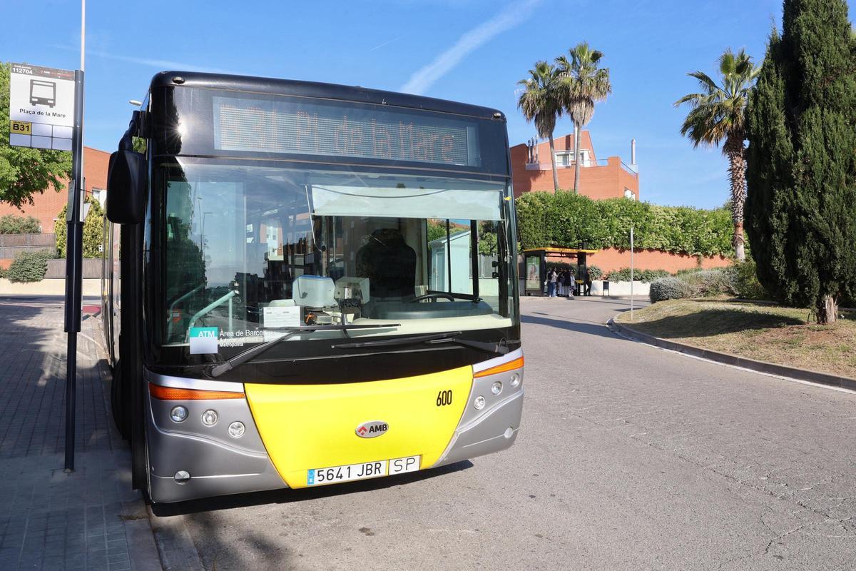 Autobús que cubrirá la nueva línea B31, en el municipio de Montgat