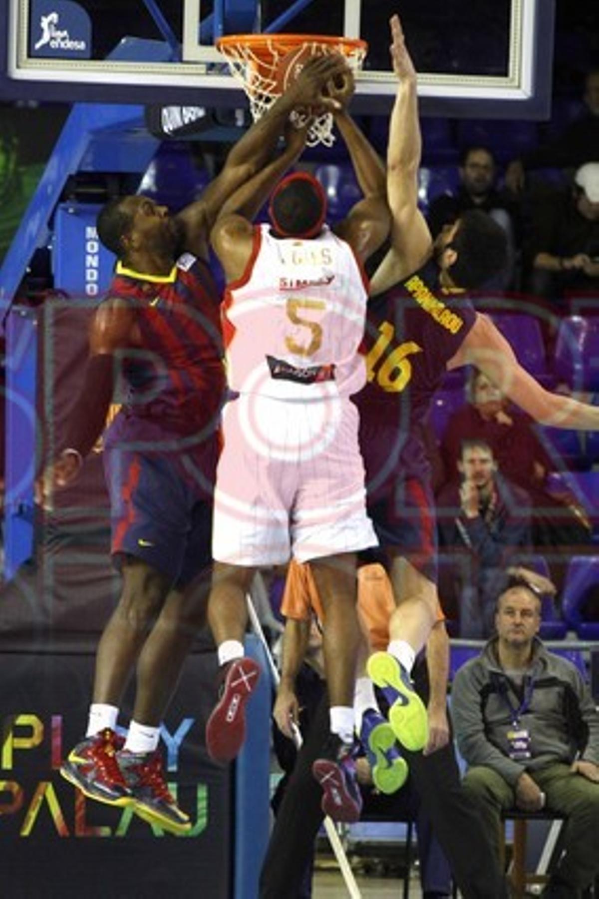 Barça,73-Cai Zaragoza,50 Barça,73-Cai Zaragoza,50