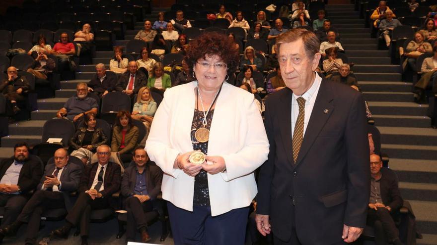 África González y José Luis Vázquez, durante el acto.   | // JOSÉ LORES