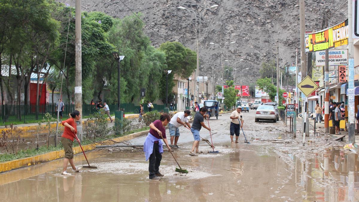 Confirman la primera persona fallecida por las fuertes lluvias en Lima.