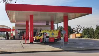 Raubüberfall auf Mallorca: Tankstellenbetreiberin von Cala Millor lässt sich vom Täter zum Arbeitsplatz fahren