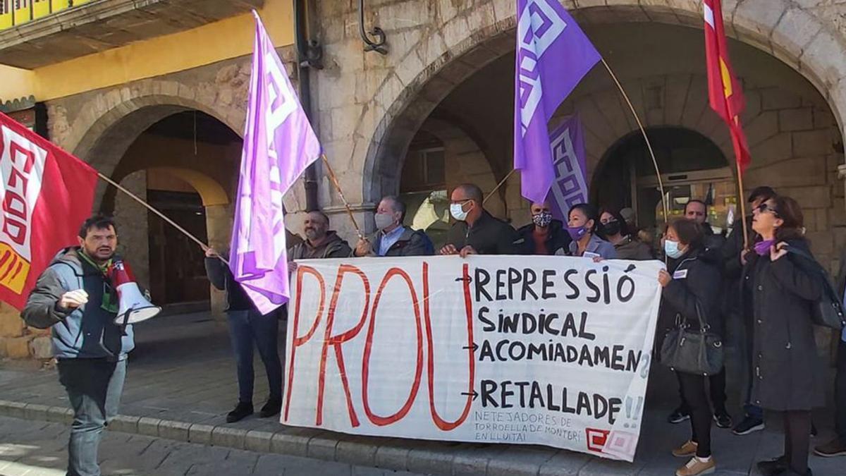 Suport a l'acomiadada per SIRSA | CCOO