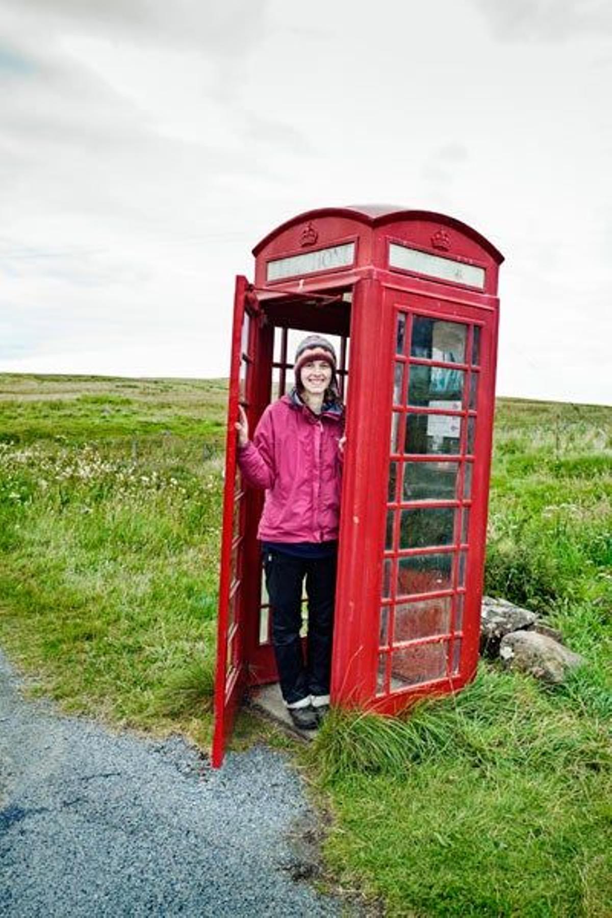 Cabina telefónica en la isla de Skye.