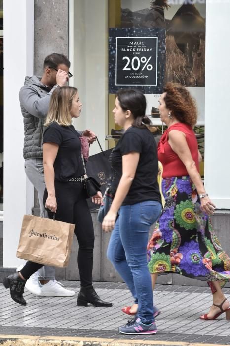 Black friday en la zona comercial de Mesa y López