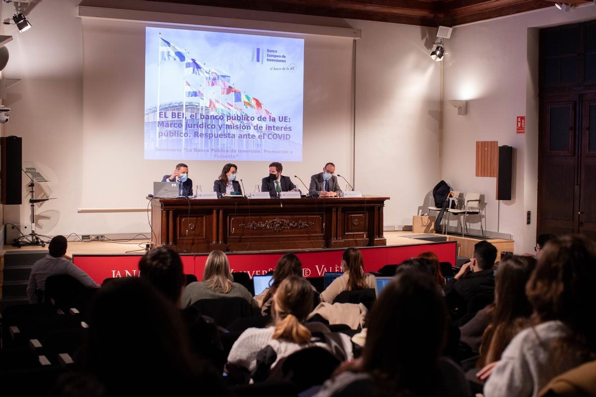 El I Congreso Internacional de Derecho Bancario Europeo se celebró en La Nau de València