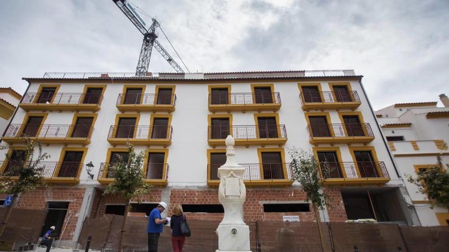 Imagen de archivo de uno de los edificios que fue reconstruido tras los terremotos.