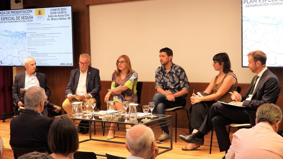 El foro celebrado en València para presentar la propuesta de proyecto de revisión del Plan Especial de Sequía de la Demarcación Hidrográfica del Júcar.