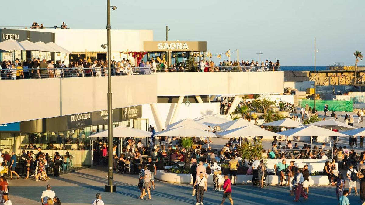 Dolón asegura que la feria de Torrevieja vuelve al paseo de La Libertad a mediados de julio