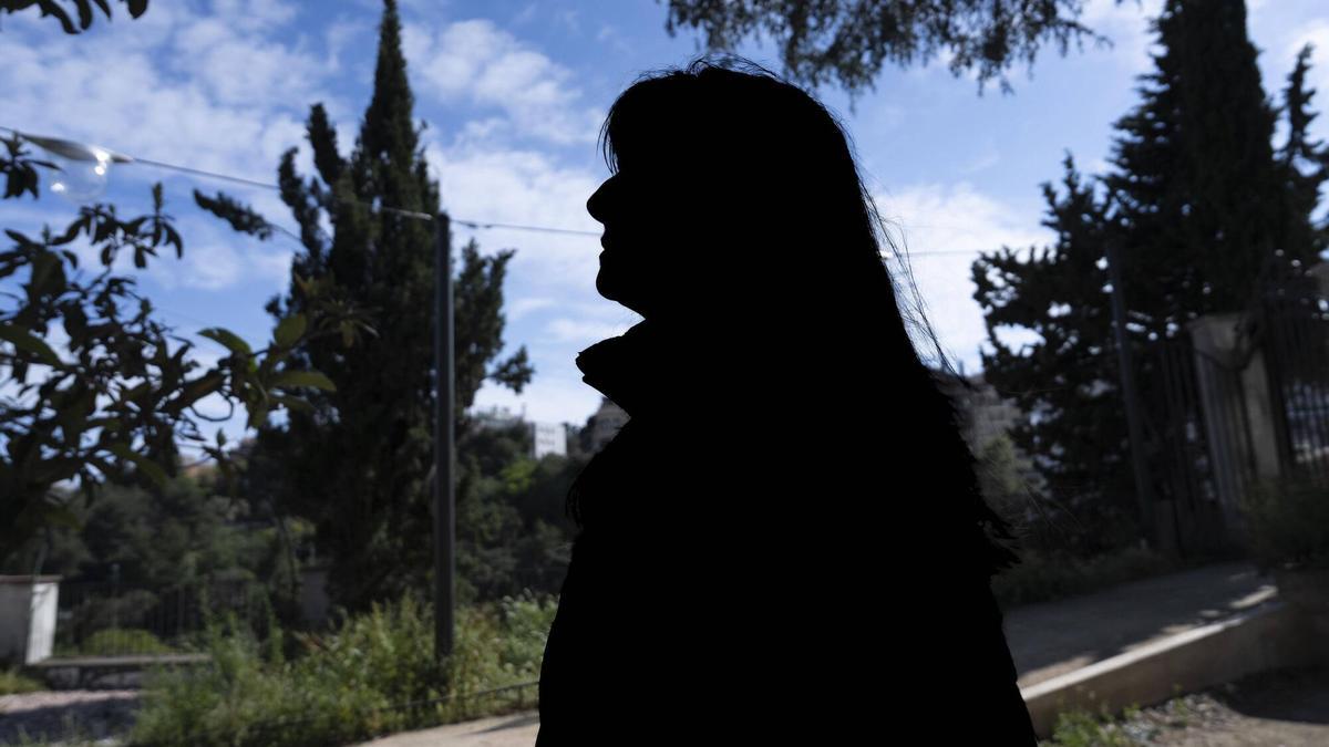 Una víctima de violencia machista que denuncia el trato recibido en los juzgados. En la foto, tomada esta semana, el testimonio de una mujer que prefiere ocultar su identidad.