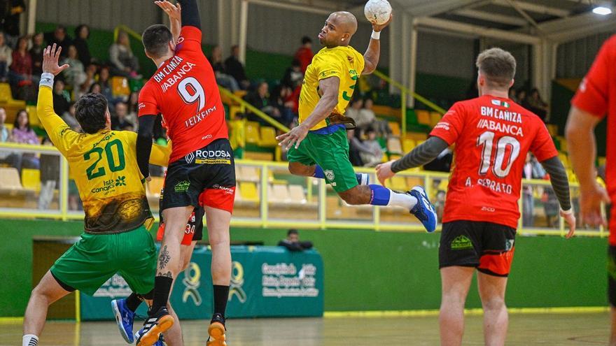 El Desatascos Jumbo supera al Saeplast Cañiza para dormir en puestos de playoff (39-26)