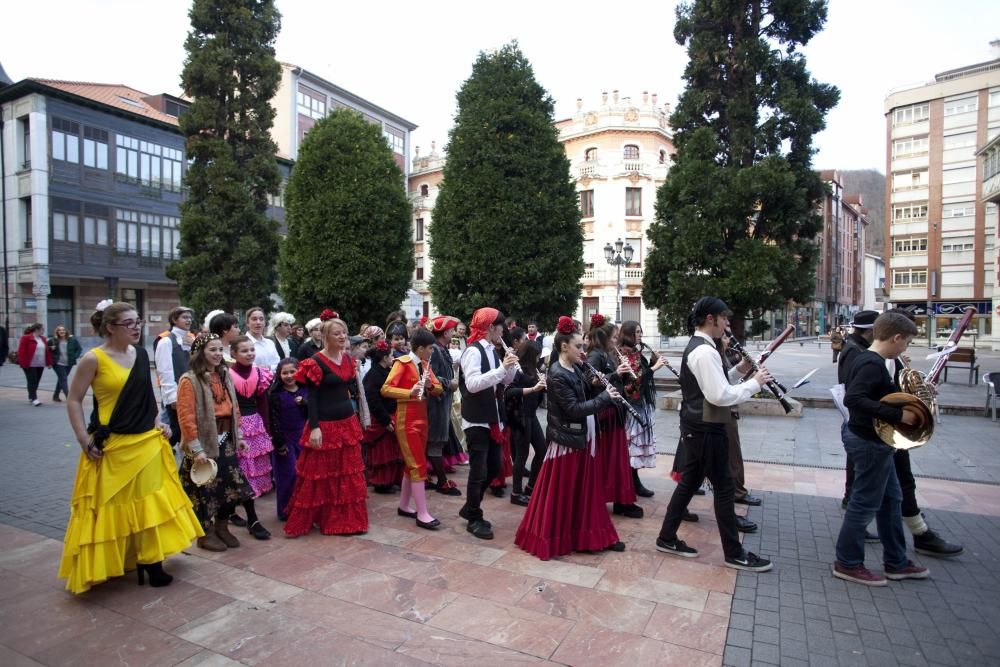 Desfile de Carnaval del Conservatorio de Música Valle del Nalón en Sama, Langreo