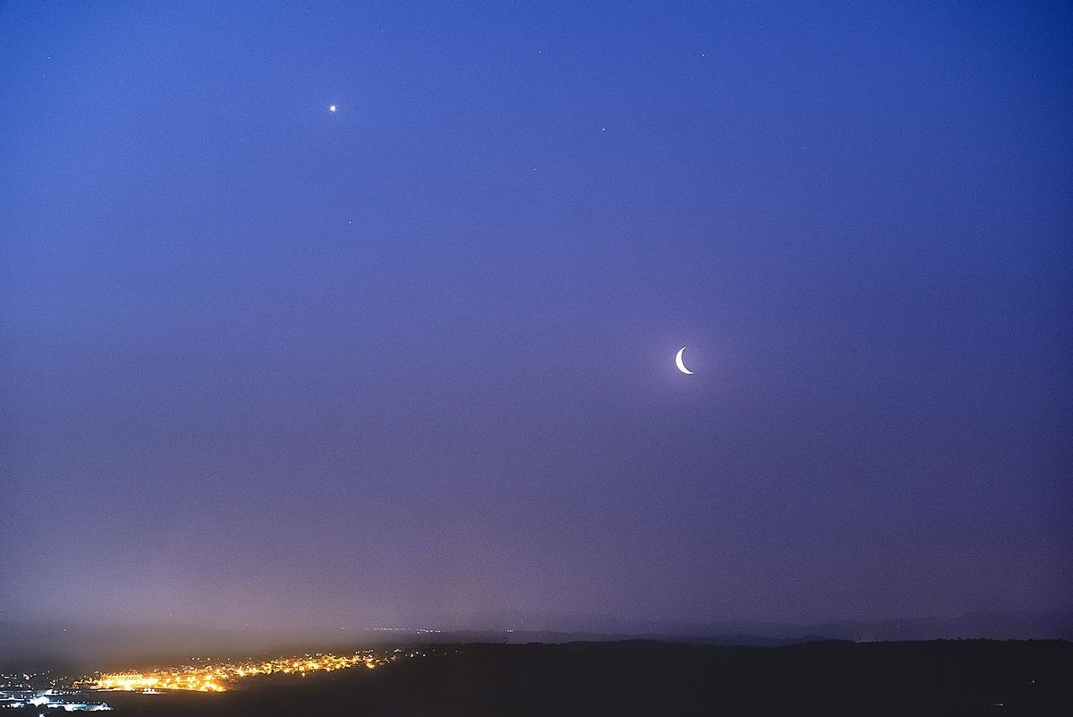 Conjunció del planeta Saturn i Lluna