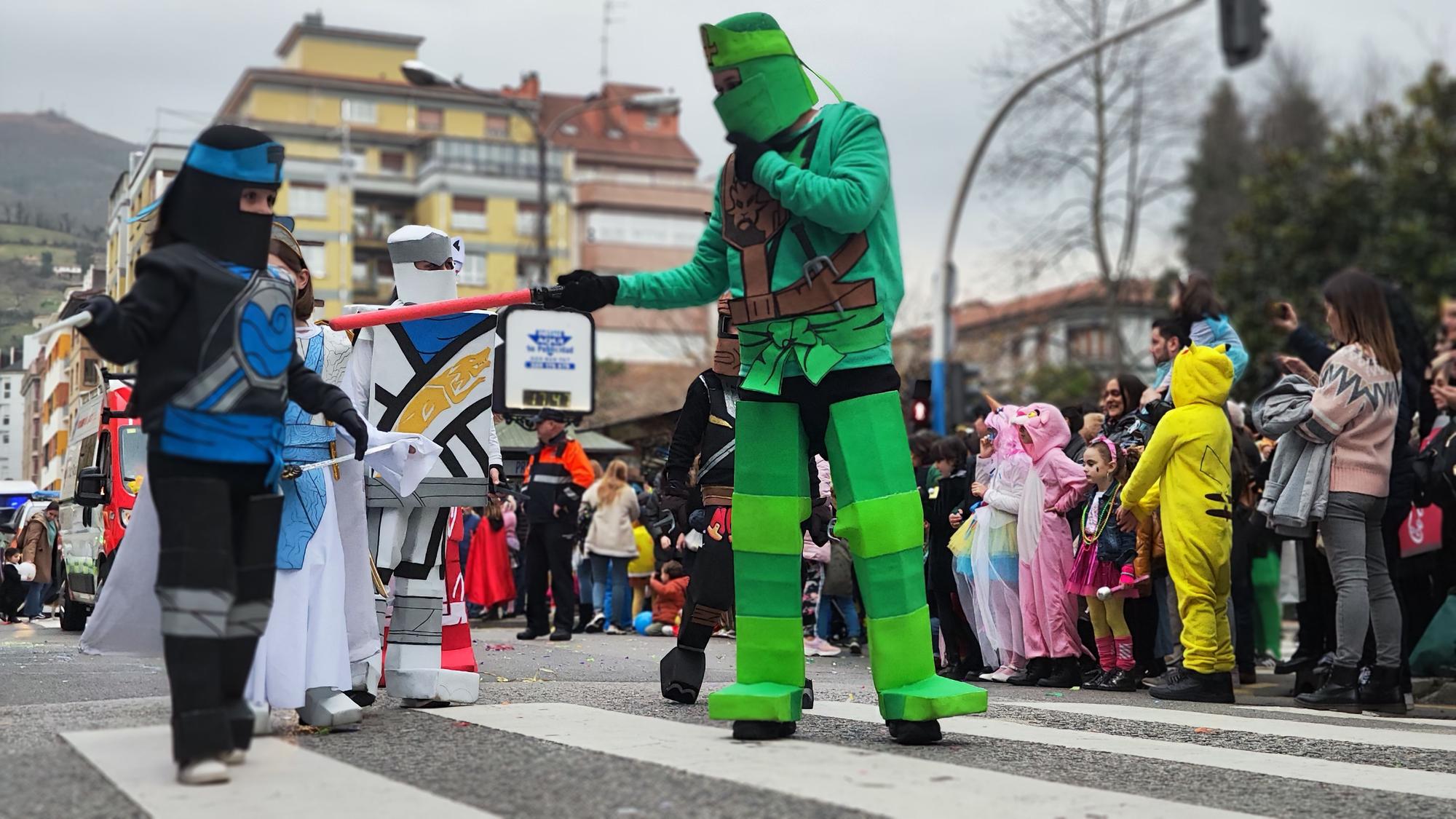 En imágenes, el Antroxu de Mieres.