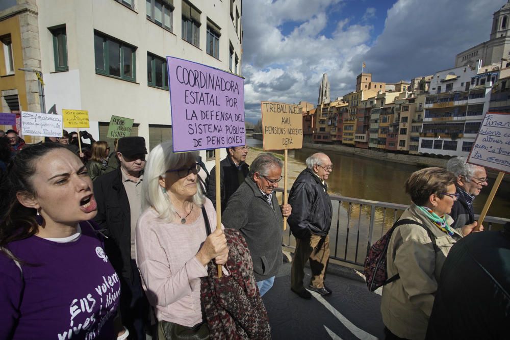 La Plataforma Feminista s'uneix a la protesta dels pensionistes