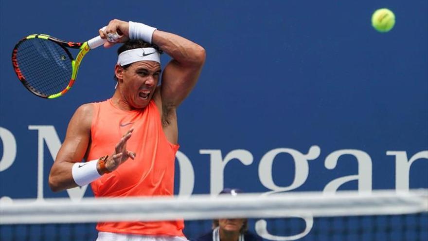 Nadal supera otra ronda