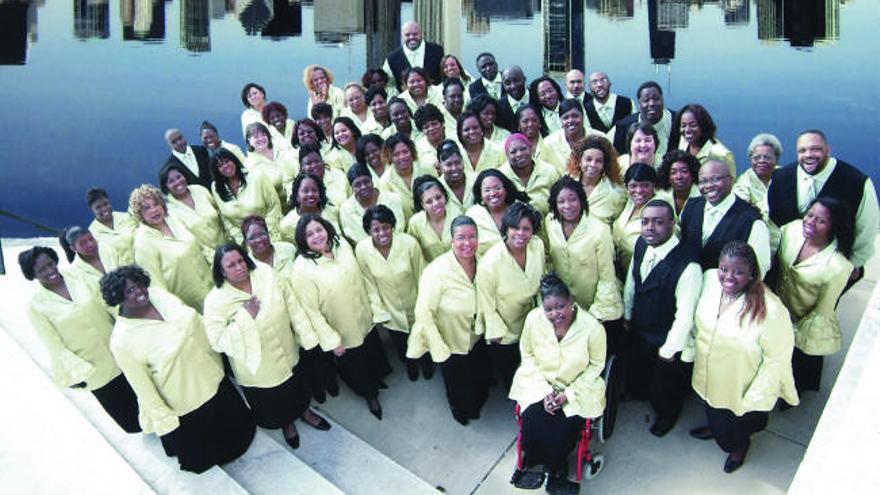 Los miembros del Chicago Mass Choir. | la opinión