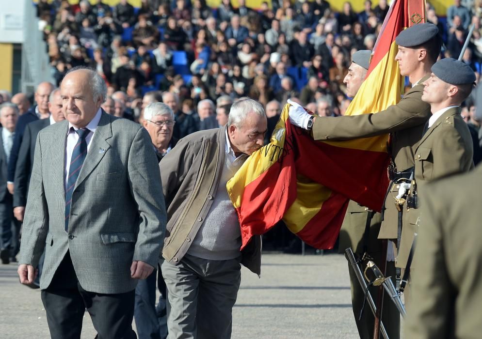 El general Cebrián destaca el nuevo regimiento y material como refuerzos de esta unidad