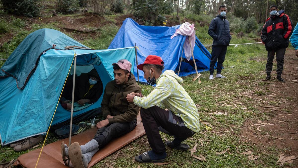 Visita de López Aguilar a Las Raíces