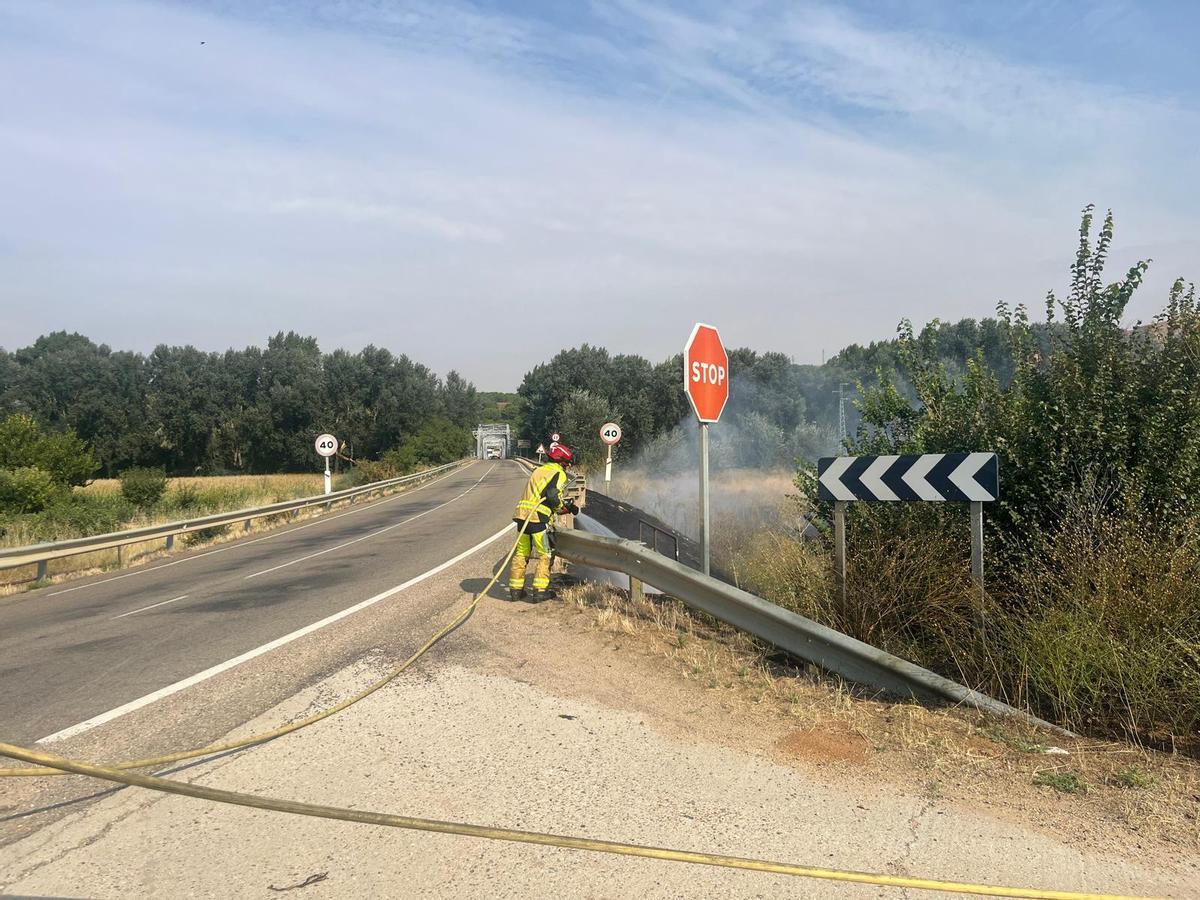 Incendio en Toro