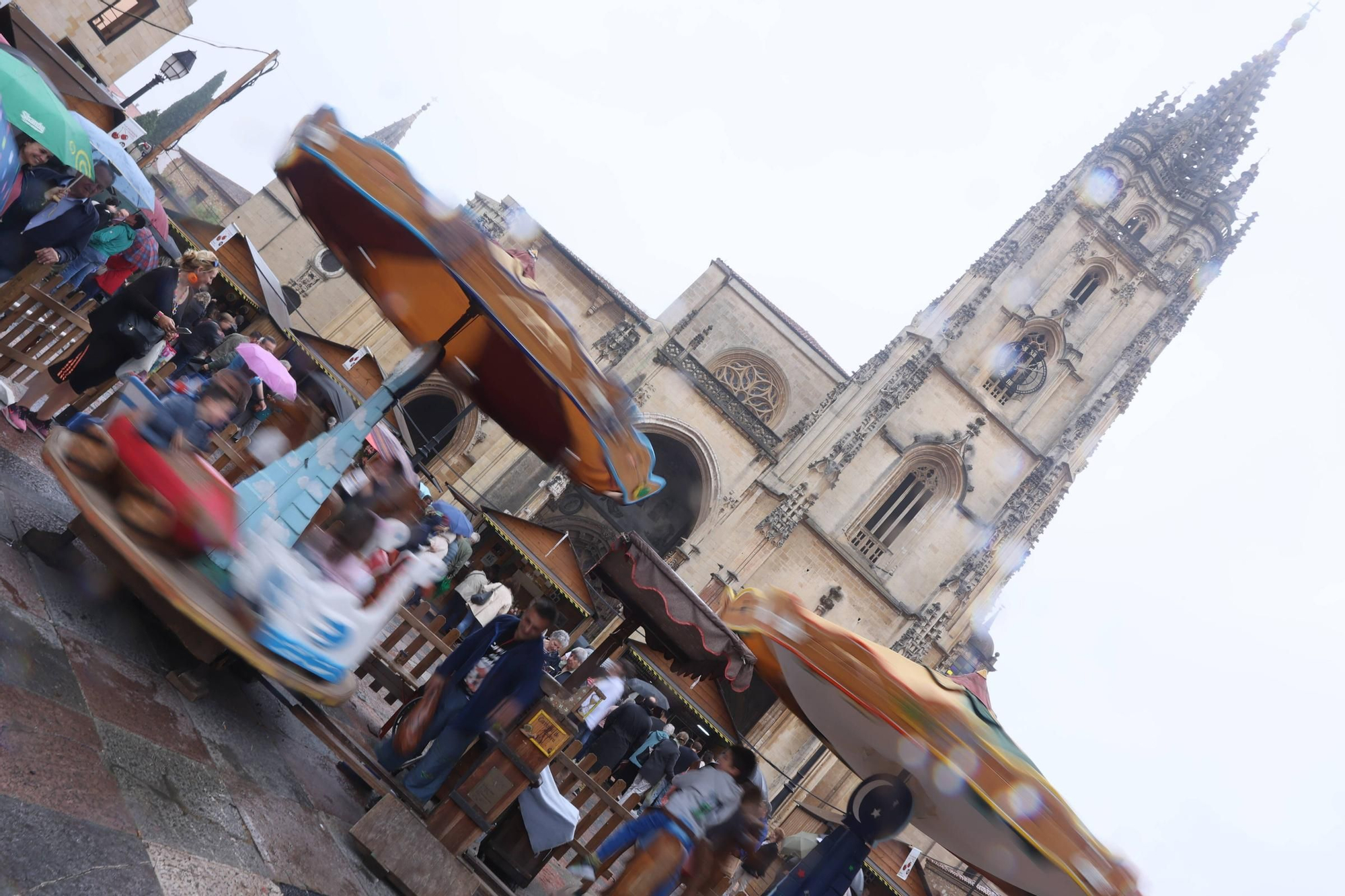 EN IMÁGENES | Último día de la feria de La Ascensión que convivió con el partido por el ascenso