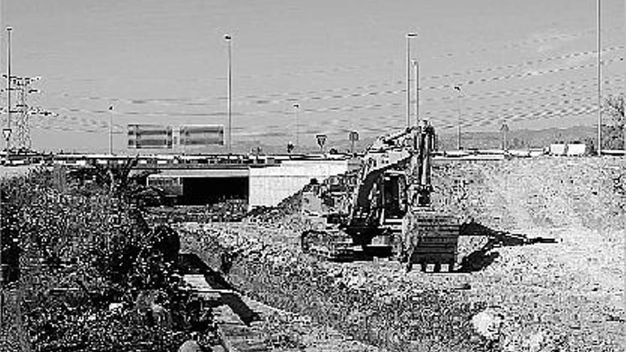 Vista de la obra del encauzamiento del barranco de Fraga en Castelló.