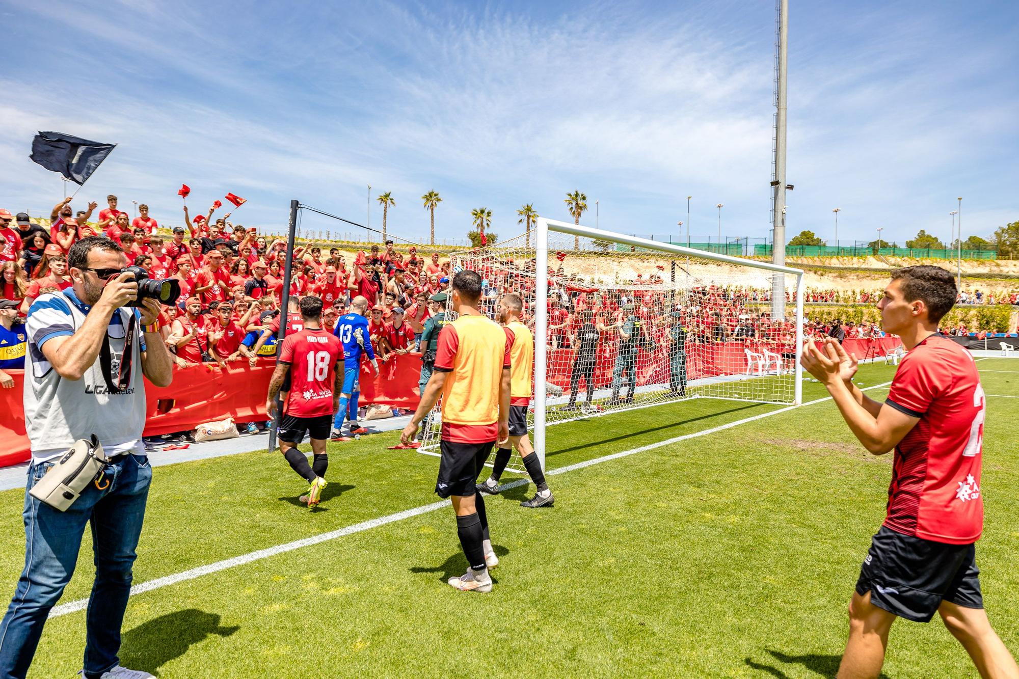 Un empate valía al Intercity en La Nucía para lograr el ascenso directo a Primera RFEF como campeón del grupo 5 de Segunda RFEF. Y un punto lograron los hombres dirigidos por Gustavo Siviero, en un ejercicio de resistencia y orden defensivo