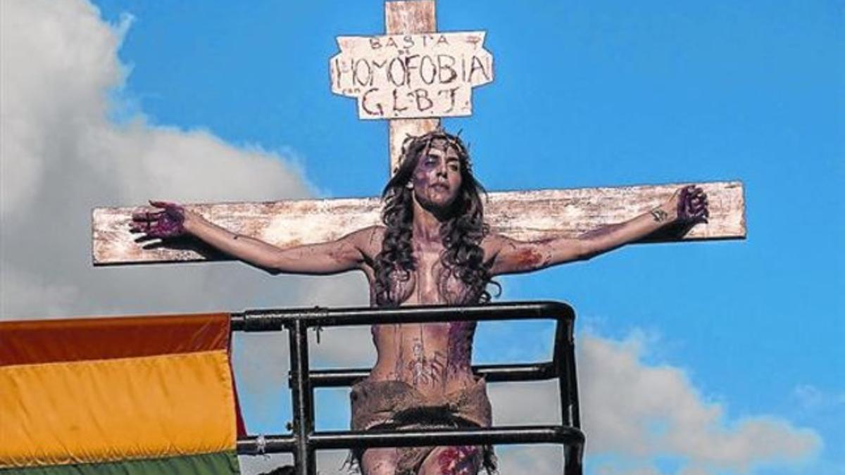 Contra la homofobia 8 Viviany Beleboni, durante el desfile, el pasado domingo en Sao Paulo.