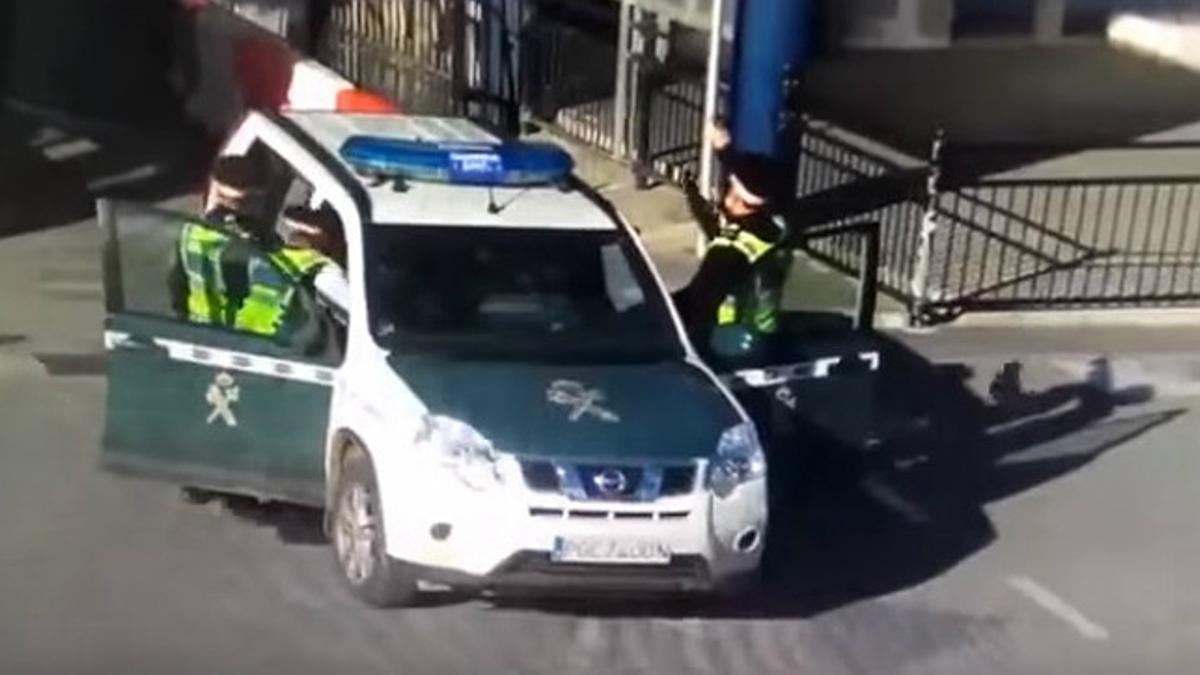 Detenido un hombre al intentar entrar en Gibraltar con un coche robado de la Guardia Civil