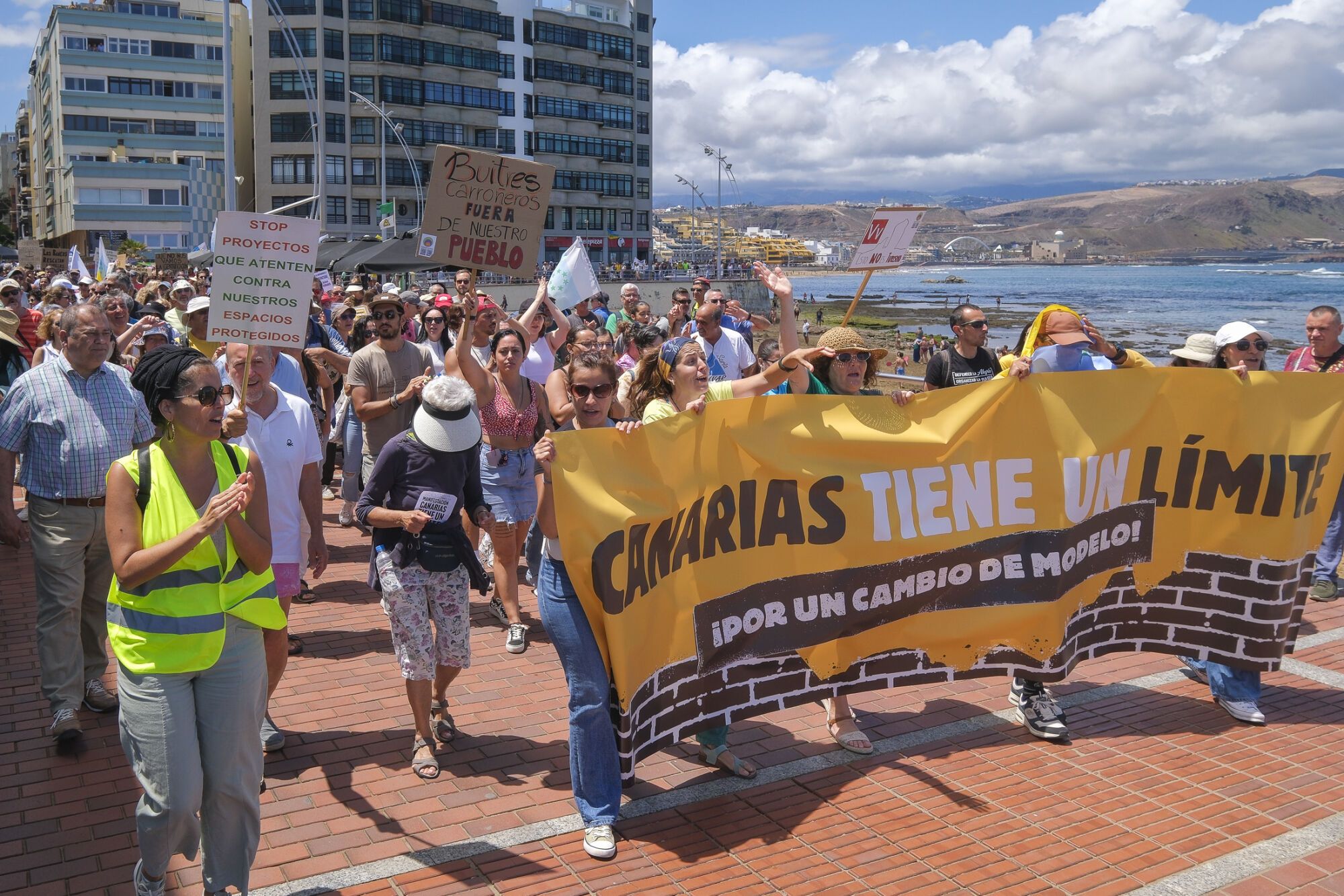 Manifestación Canarias tiene un límite 18M en Las Palmas de Gran Canaria