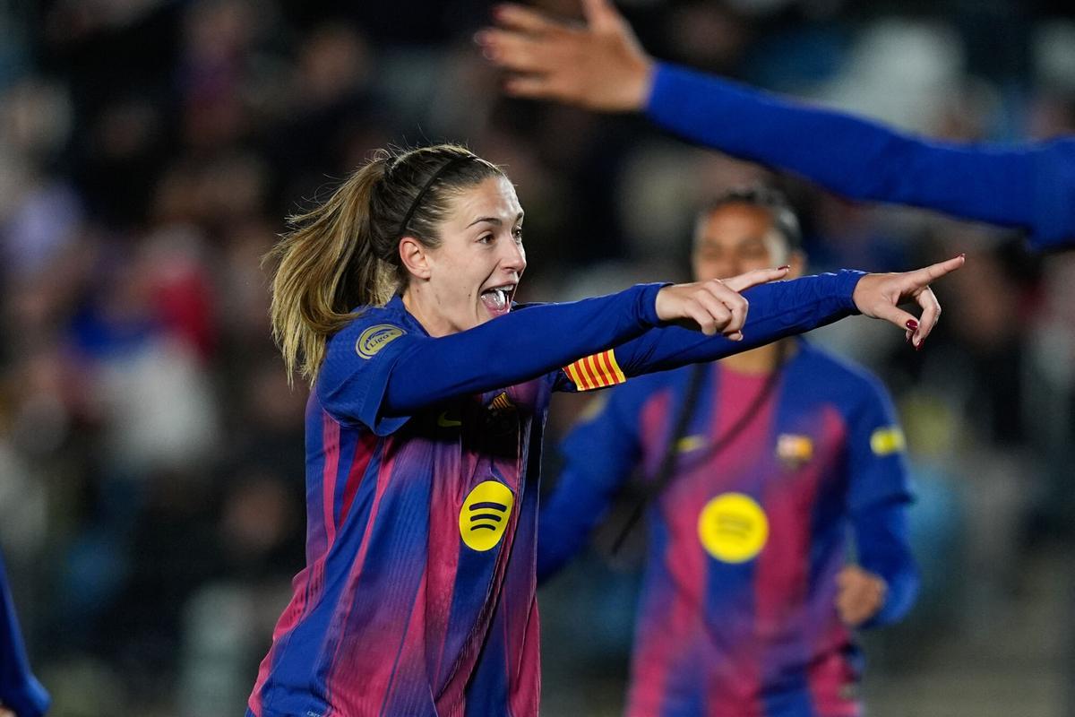 Alexia Putellas celebra su gol ante el Madrid