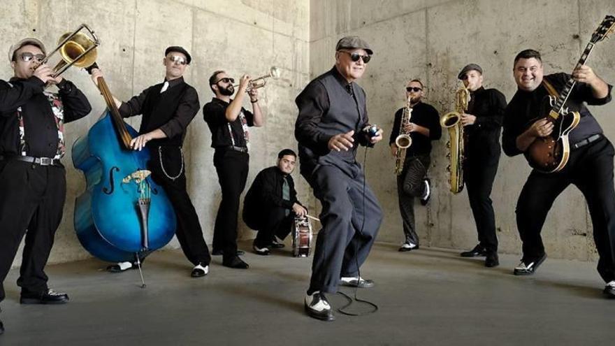 THE TROUPERS SWING ABREN ESTA NOCHE EL FESTIVAL