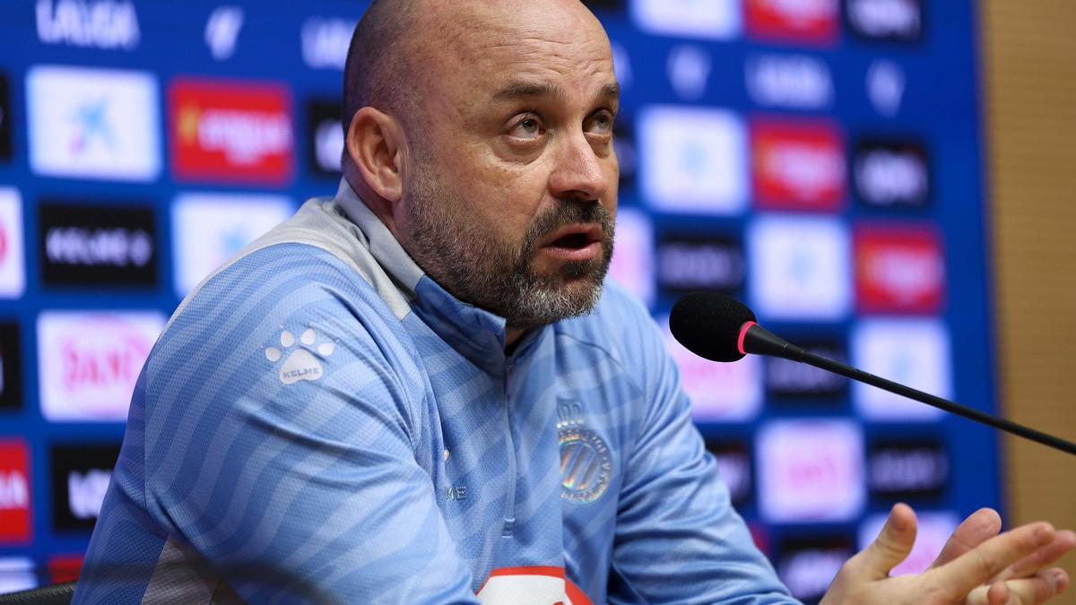 Manolo González, este viernes en el RCDE Stadium.