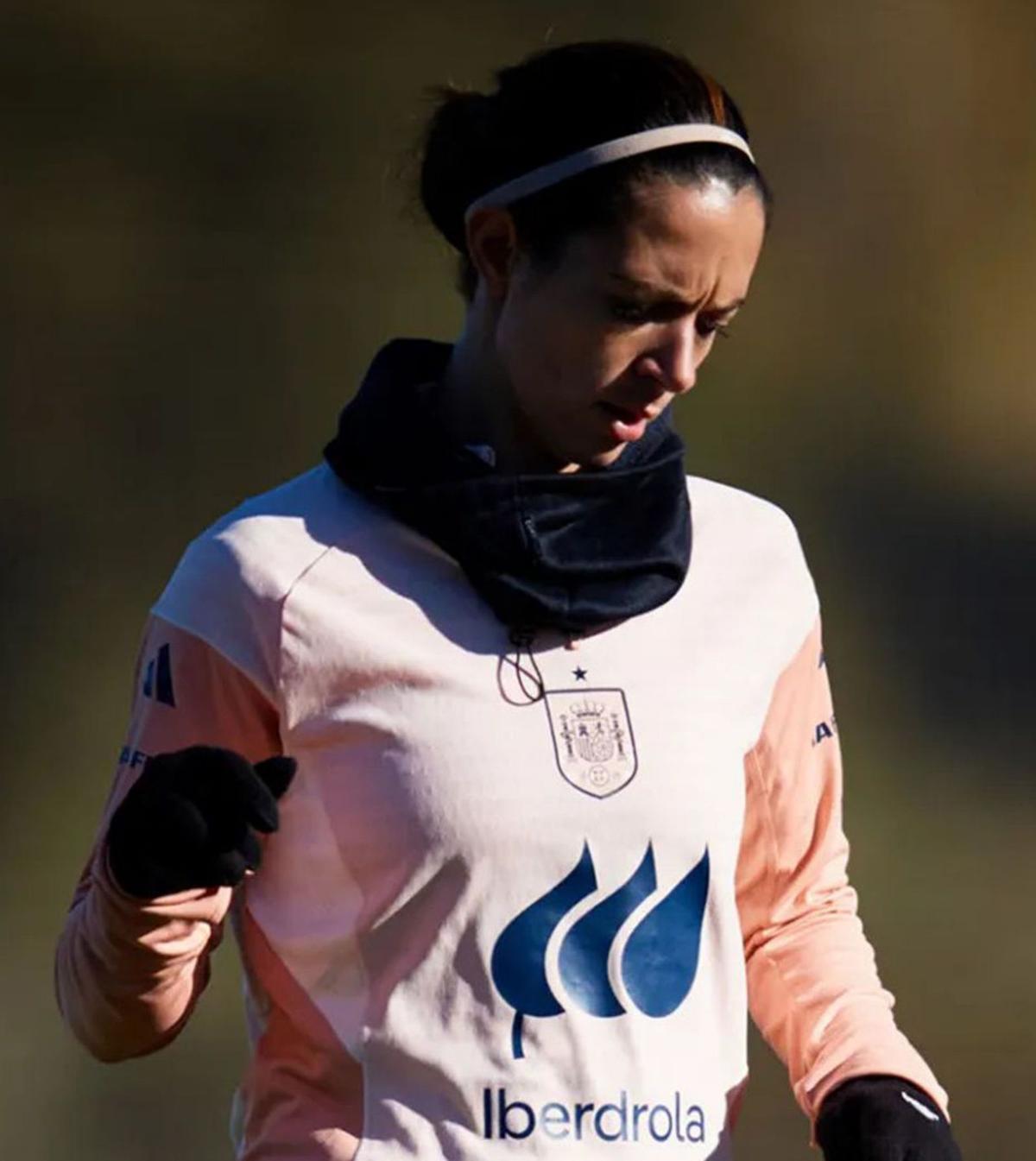 Aitana es trenca el peroné amb la selecció i fa saltar les alarmes