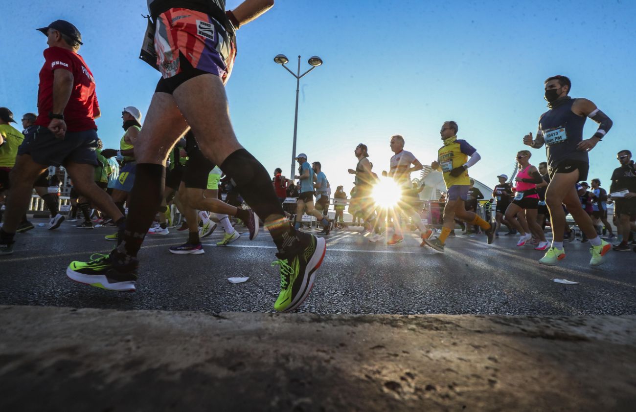 Búscate en las fotos del Maratón Valencia