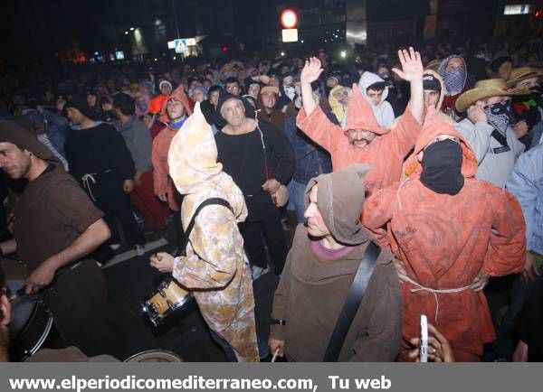 GALERÍA DE FOTOS - La ‘Nit màgica’ llena de pólvora y fuego la capital