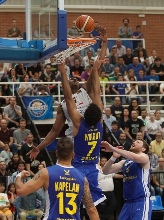 El Oviedo Baloncesto vence al Ourense en Pumarín