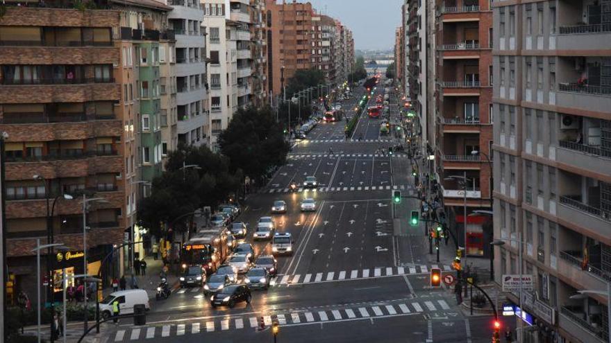 Seis detenidos y tres policías heridos en una reyerta en Tenor Fleta