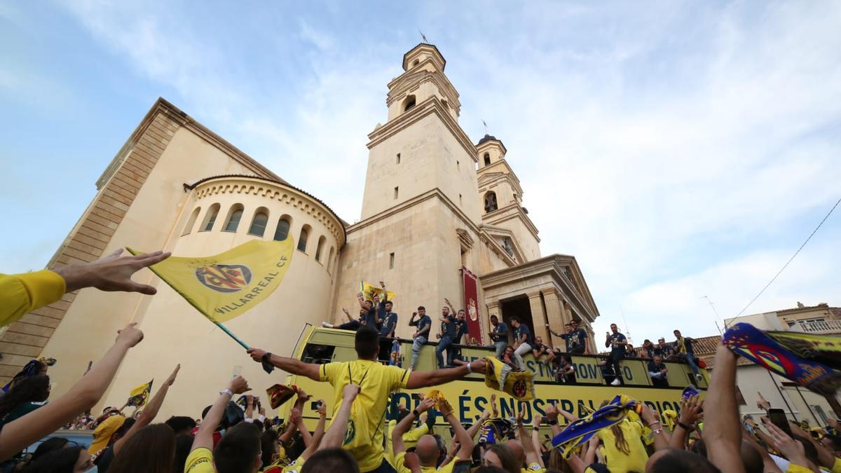 Imágenes de la rúa del Villarreal en Vila-real