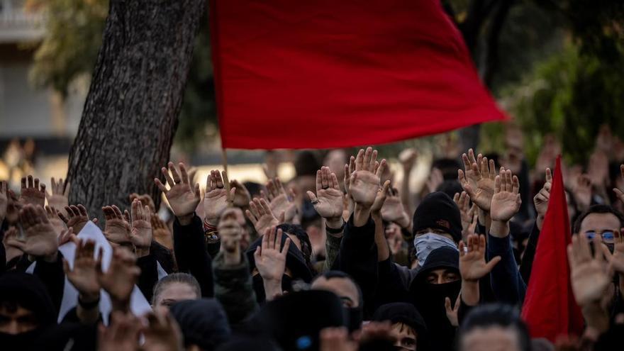 VÍDEO | Manifestación antifascista en Zaragoza antes de la llegada de Vito Quiles