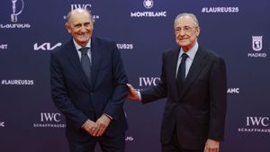 Florentino Pérez, junto a Pirri, en la entrega de los Premios Laureus.