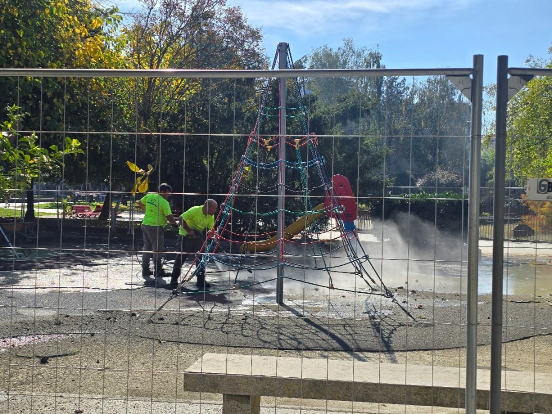 Así se reparara el parque infantil de A Xunqueira, uno de los más importantes y concurridos del Concello de Vilagarcía.