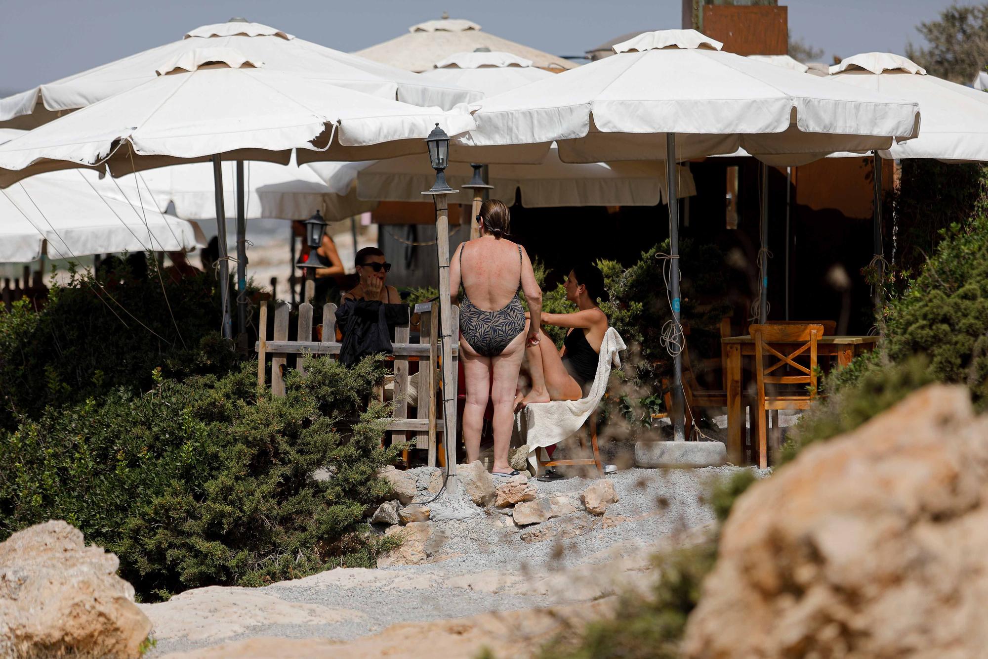 Récord de temperaturas en Ibiza y Formentera: las imágenes del calor