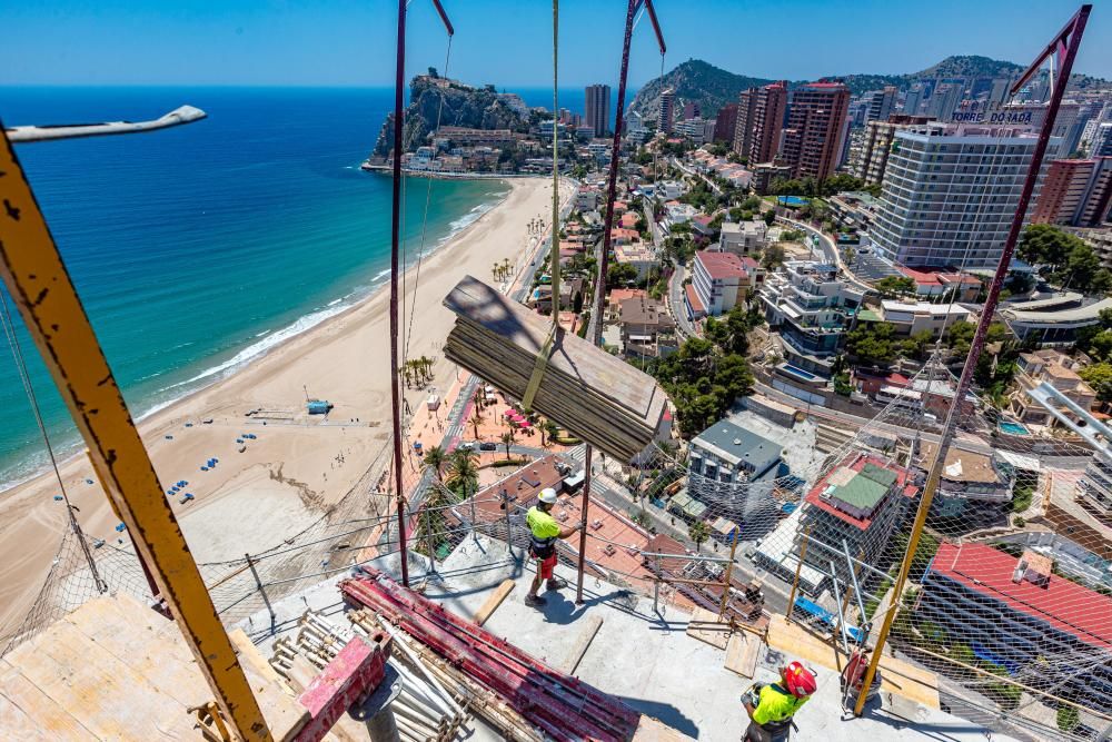 El sector de la construcción y promoción en la provincia de Alicante es sin duda uno de los más potentes de nuestro tejido productivo.