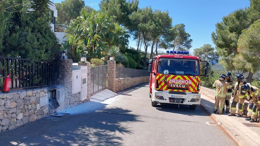 Incendio en la caseta de contadores de una vivienda de Ibiza