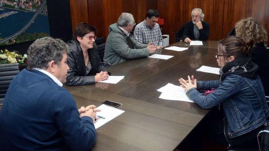 Reunión extraordinaria de la xunta de goberno local celebrada ayer. // R. Vázquez