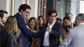 Los barones del PSOE llegan a la sede del partido