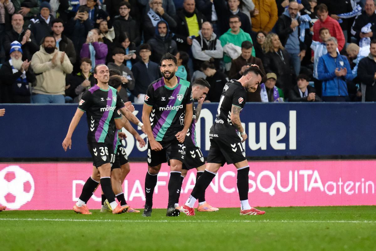 Málaga CF se enfrenta al Real Zaragoza en la Rosaleda. Málaga CF se enfrenta al Real Zaragoza en la Rosaleda.